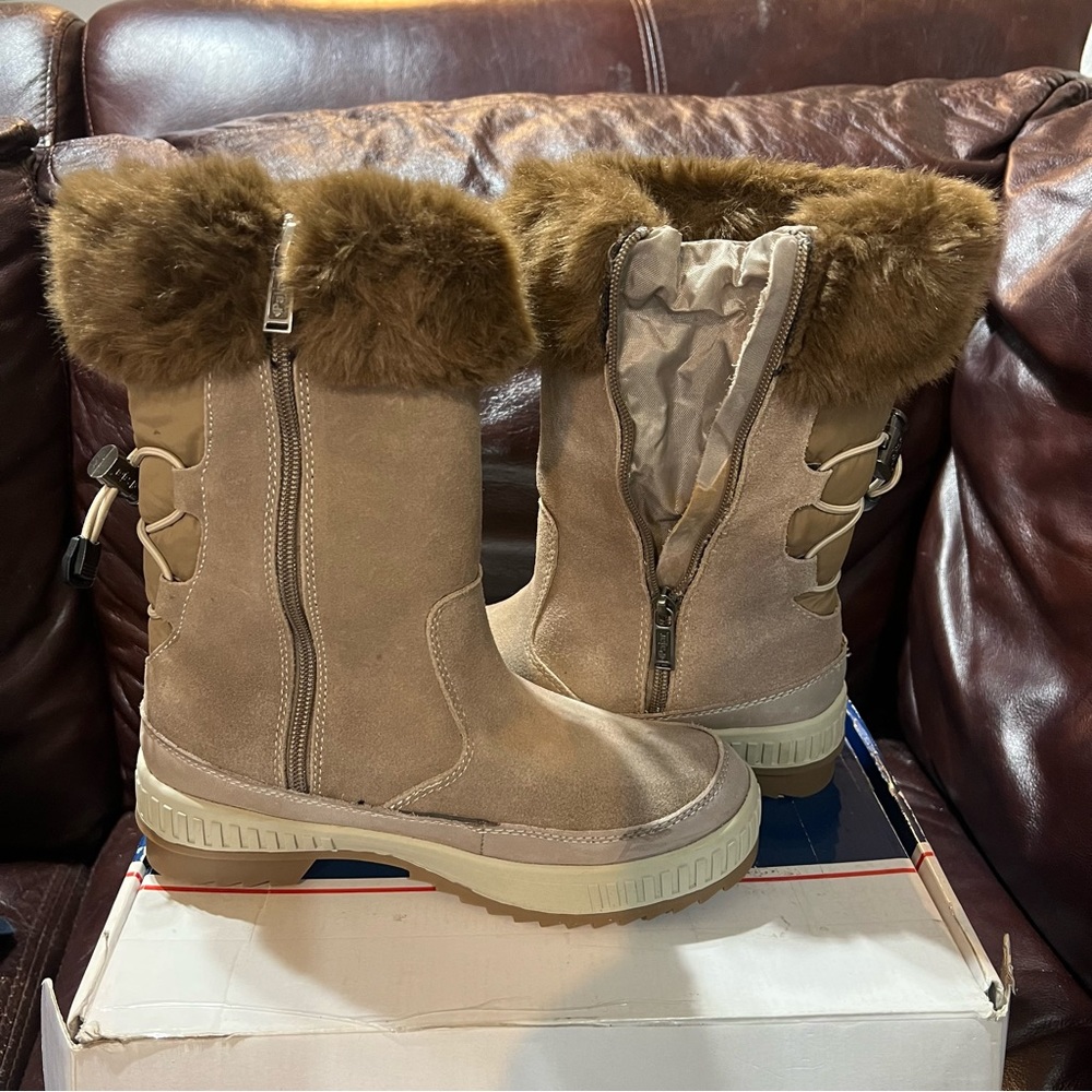 Pajar Boots NWB size 37 - Picture 3 of 8